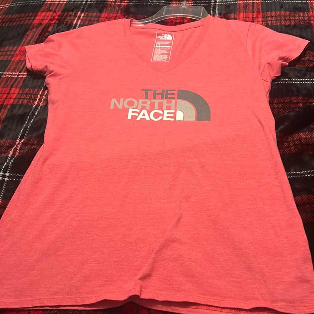 Large North Face Women’s Shirt